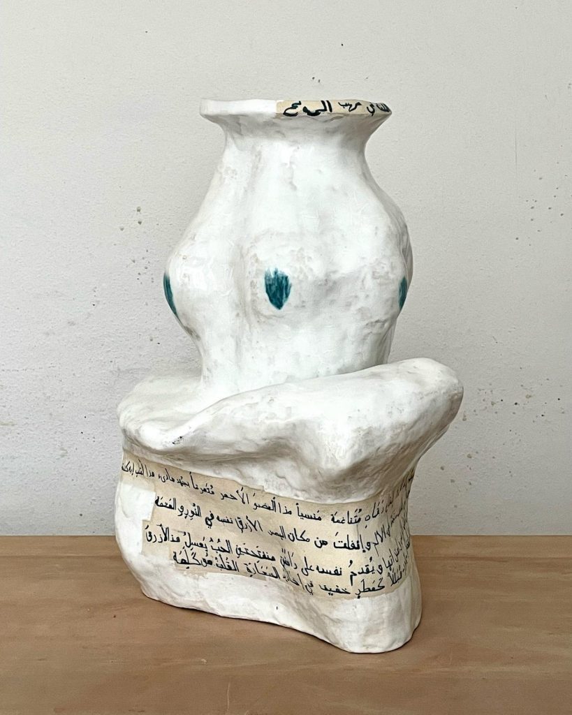 German Hella Berent incorporates Arabic calligraphy into her sculptures. German Hella Berent incorporates Arabic calligraphy into her sculptures.