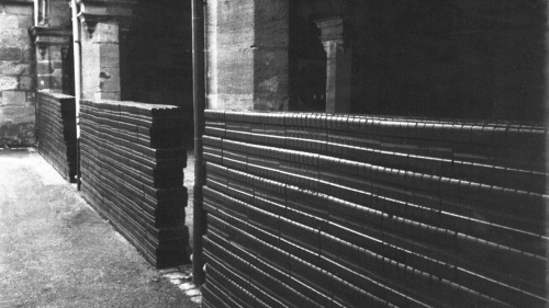 'Hirschsprung im Kopf' 1990 Galerie Bauer & Bloessl Nürnberg