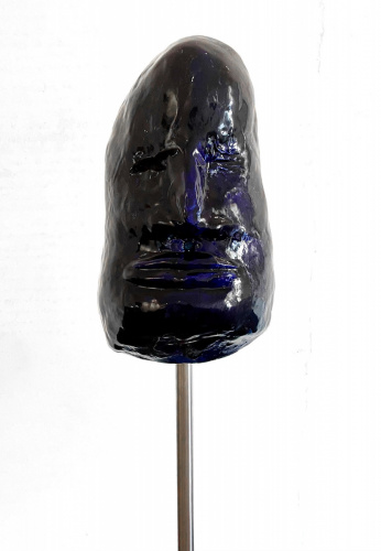 Banalità del Male, HeadonPole, 2023Testa sul Bastone H 31 x B 18 x T 24 cm